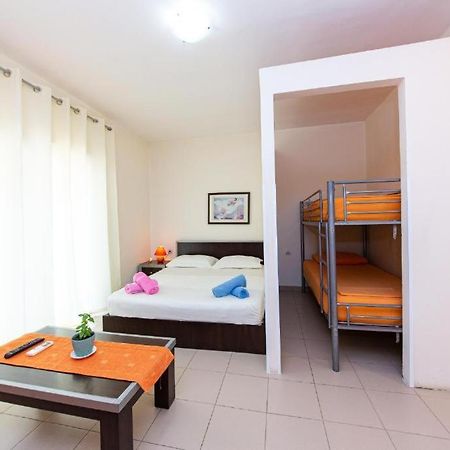 Intea Hotel Golem  Buitenkant foto